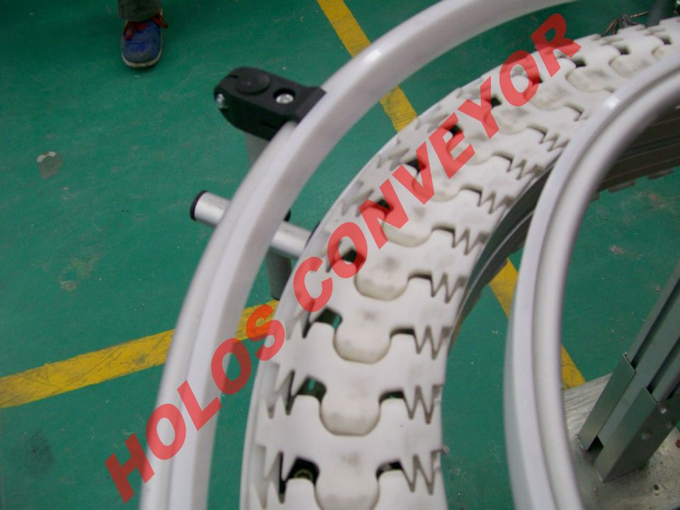 柔性鏈板輸送機(jī)的特點(diǎn)及組成部分是什么？